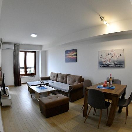 Skopje Starlight Apartments - Flatiron Kültér fotó