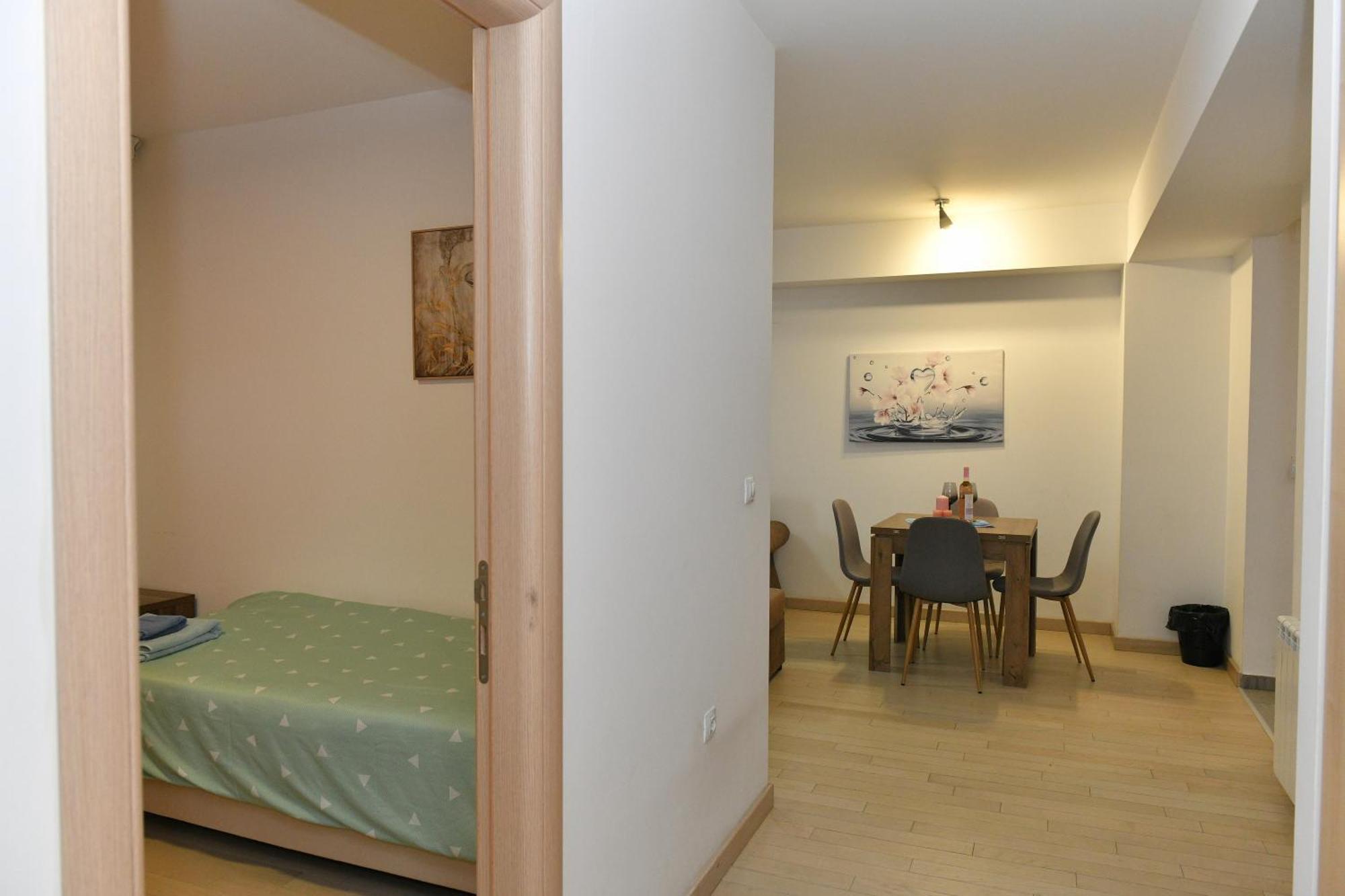 Skopje Starlight Apartments - Flatiron Kültér fotó