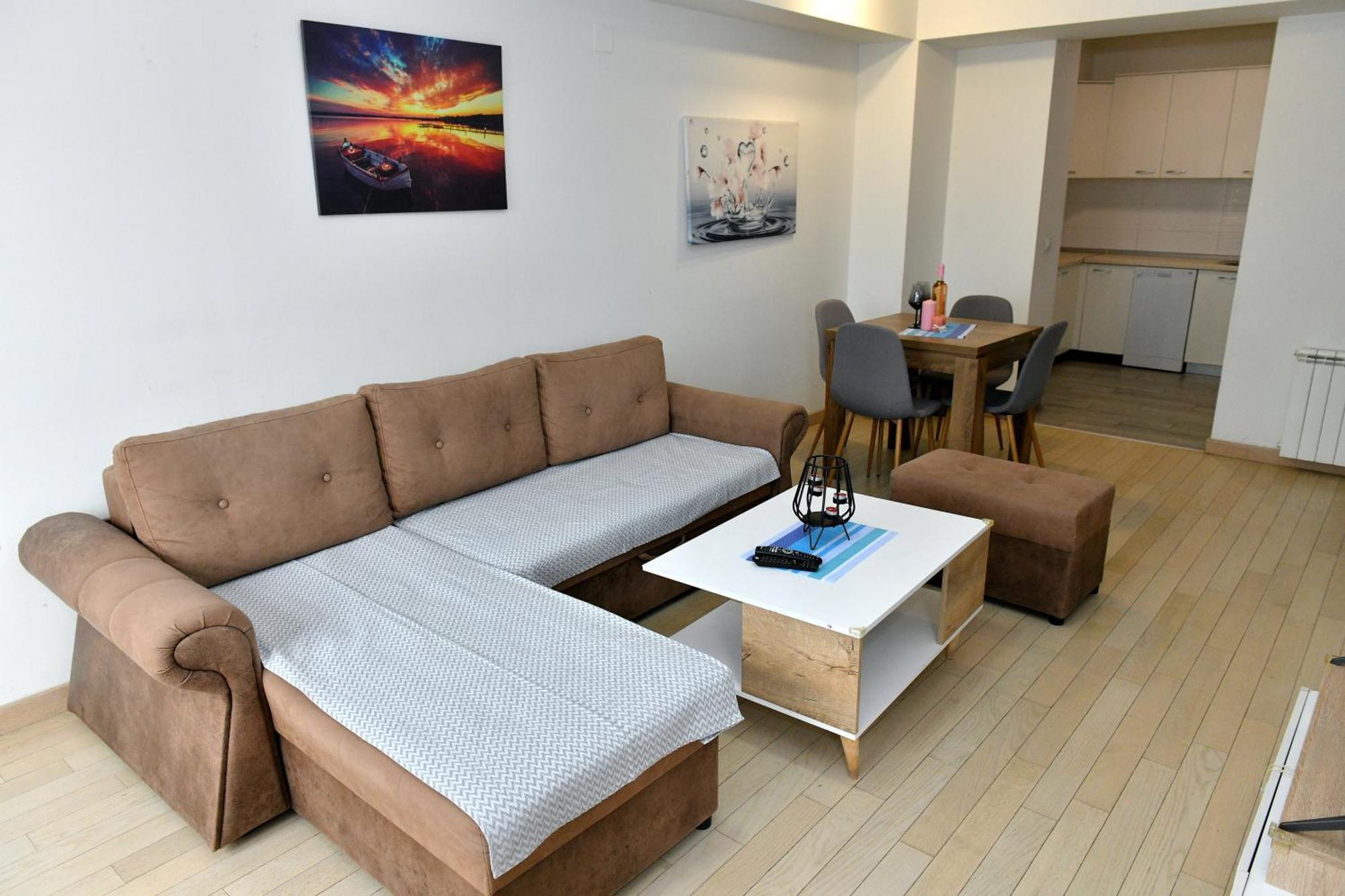 Skopje Starlight Apartments - Flatiron Kültér fotó